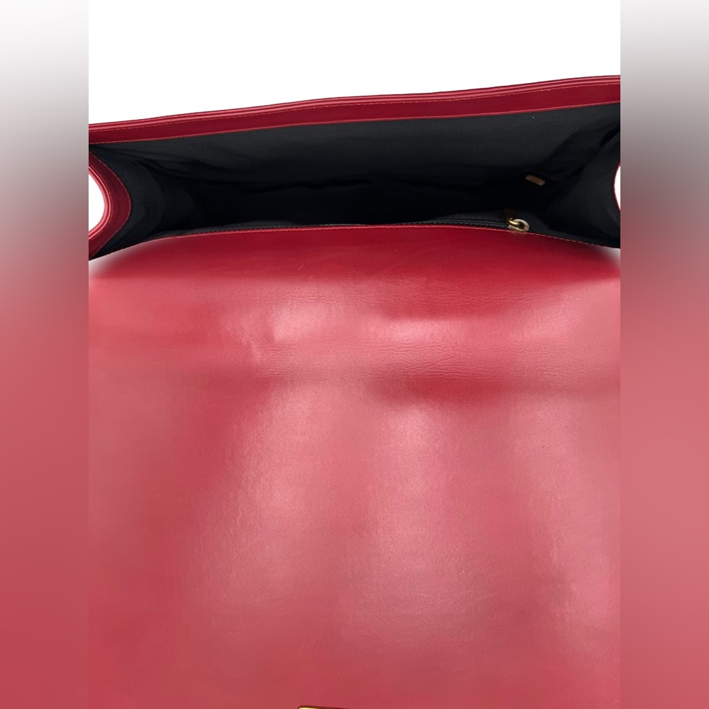 đź’ĄSOLDđź’ĄChanel XL Reverso Burgundy Boy Bag - Picture 5 of 11